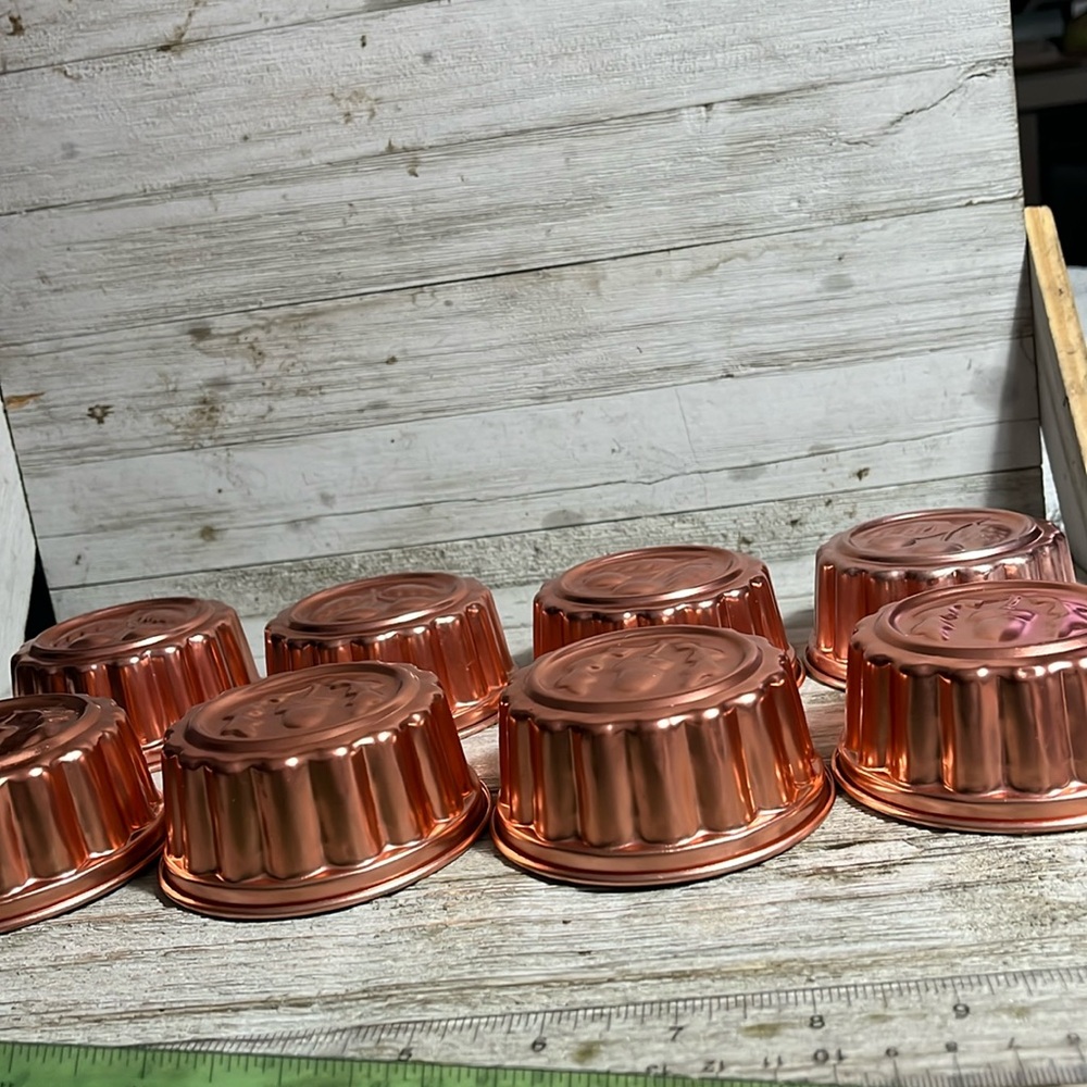 Copper-pink small jello molds